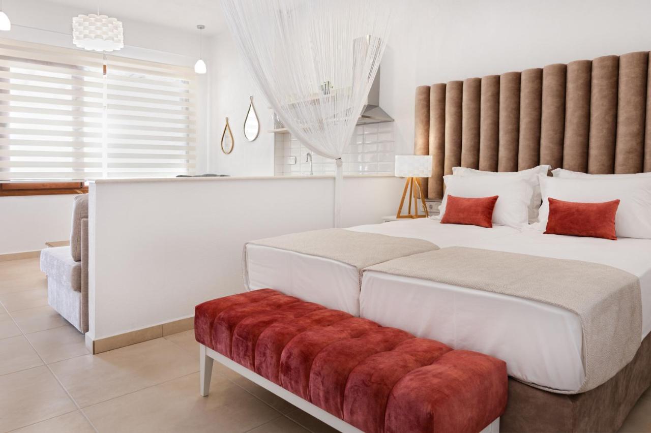 Komitsa Luxury Apartments เนอาโรดา ภายนอก รูปภาพ